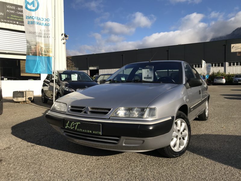 CITROEN XANTIA II - 5 PORTES - 2.0 HDI 90cv - DANS L'ÉTAT AVEC CONTROLE TECHNIQUE = OK