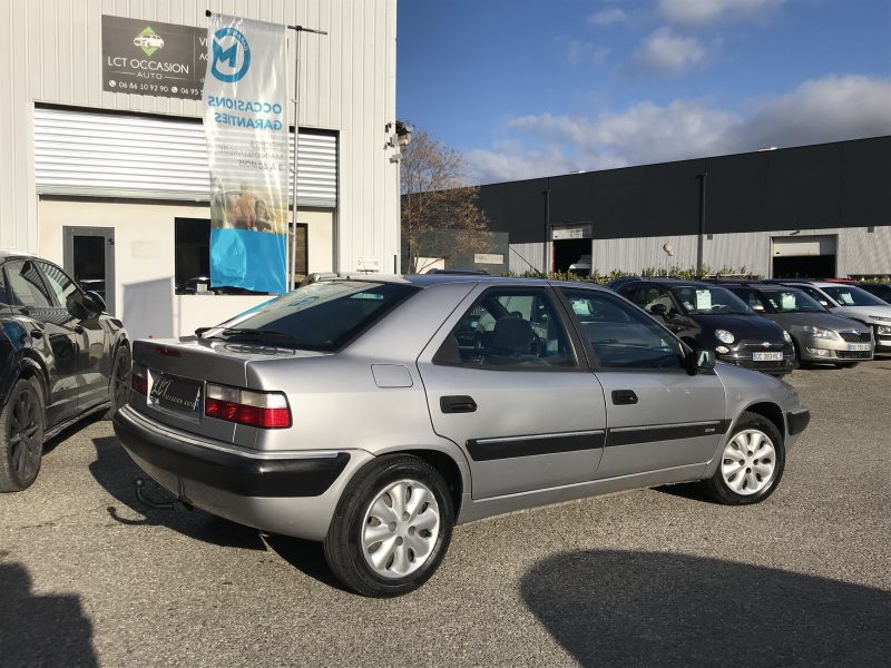 CITROEN XANTIA II - 5 PORTES - 2.0 HDI 90cv - DANS L'ÉTAT AVEC CONTROLE TECHNIQUE = OK