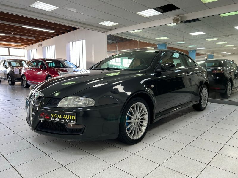 ALFA ROMEO GT 1.9 JTD M-JET 150 DISTINCTIVE