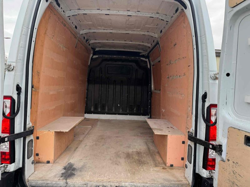 RENAULT MASTER 2.3 DCI 130 L2H2 TVA 2017