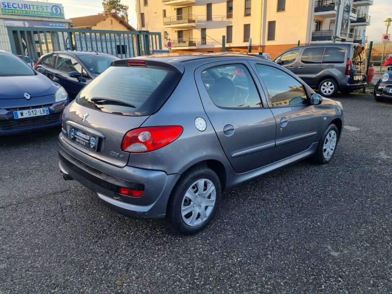 PEUGEOT  206+ 1.4 75 cv