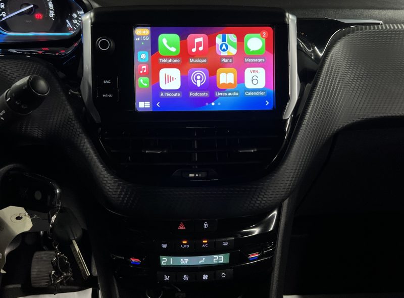 PEUGEOT 2008 ALLURE 1.2 110 APPLE CARPLAY & ANDROID ATTELAGE GPS REGULATEUR CRIT AIR 1 Garantie 1 an