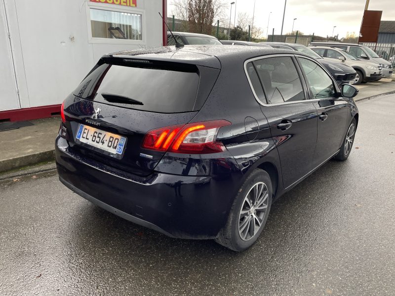 PEUGEOT 308 2017