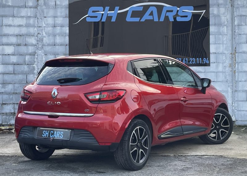 RENAULT CLIO 2015