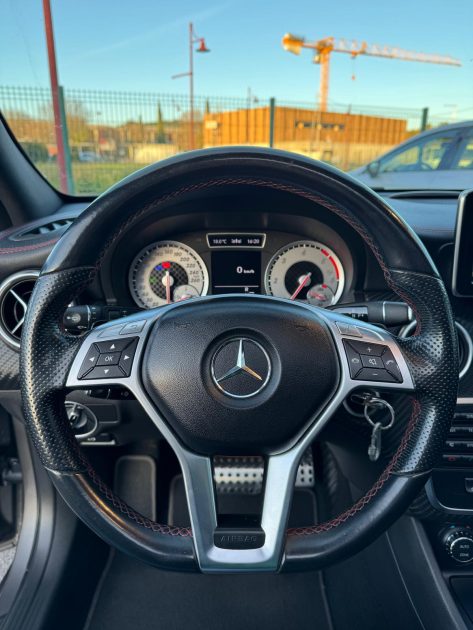 MERCEDES CLASSE A 2013 220D Fascination AMG 