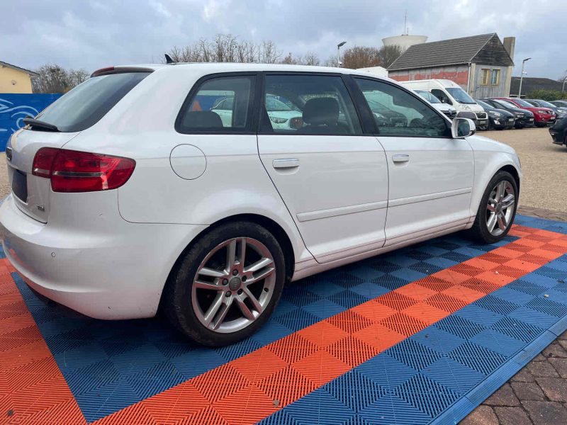 AUDI A3 SPORTBACK 2012  2.0 TDI 16V (140Ch)