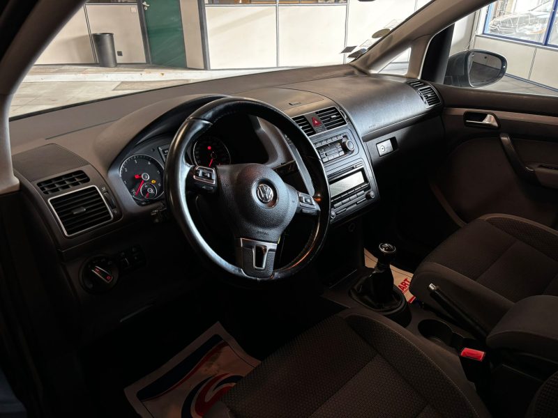 VOLKSWAGEN TOURAN 1.6TDI 105