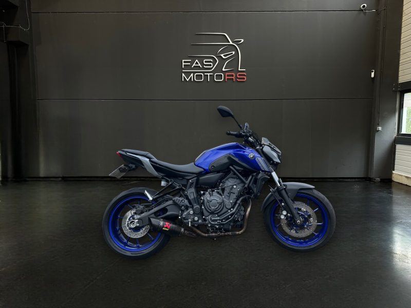 YAMAHA MT07 2021