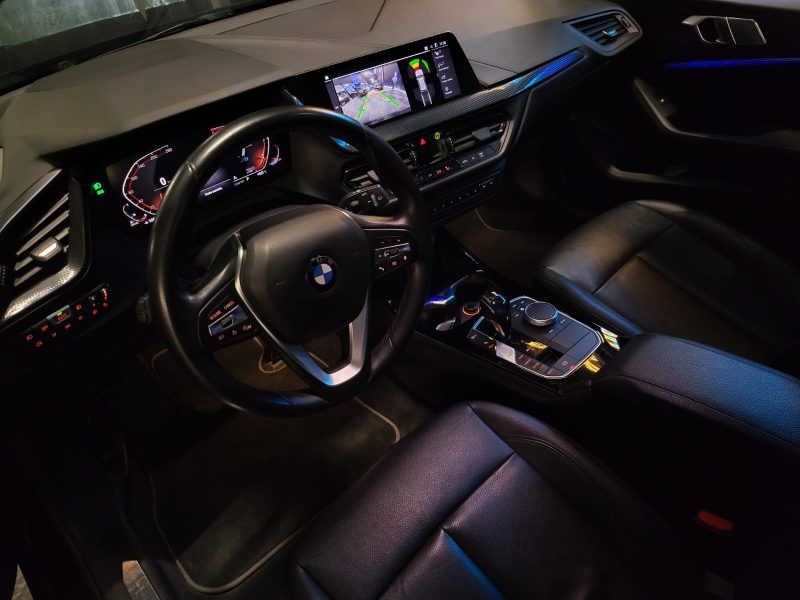 BMW SERIE 1 116d 116cv LUXURY / CARPLAY+VIRTUAL COCKPIT+CAMERA DE RECUL+LUMIERE D'AMBIANCE+PARK ASSI