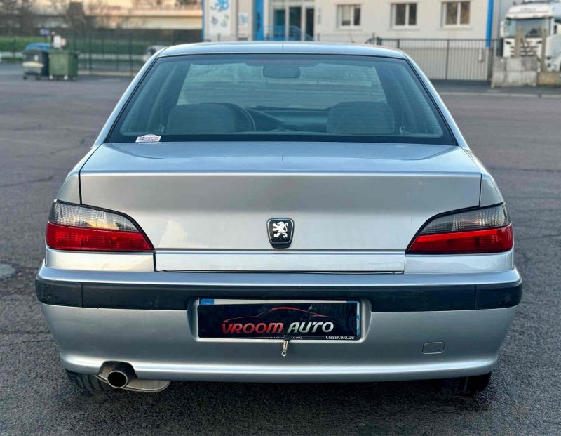 PEUGEOT 406 3.0 i V6 BERLINE 194 cv 