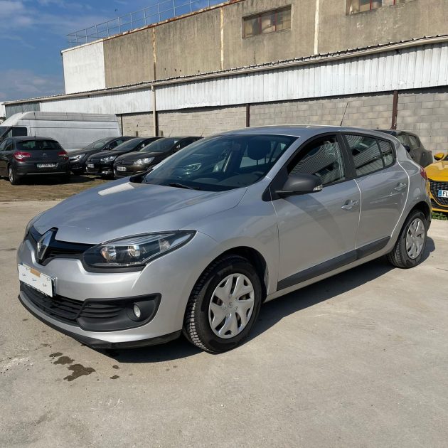 RENAULT MEGANE III LIFE ECO2  3 mois GARANTIE