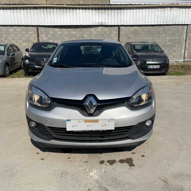 RENAULT MEGANE III LIFE ECO2  3 mois GARANTIE