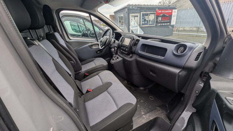 OPEL  VIVARO  2019