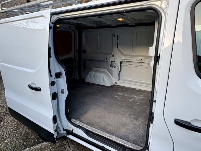 RENAULT TRAFIC 2019