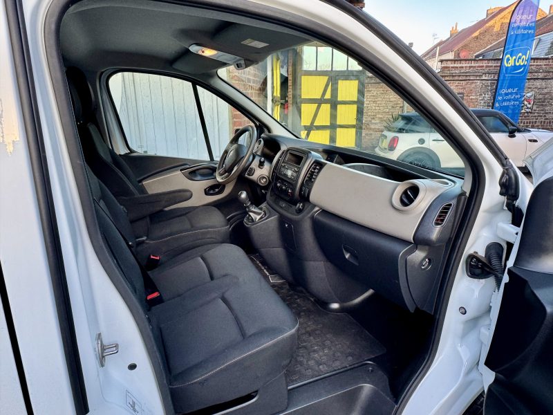 RENAULT TRAFIC 2019