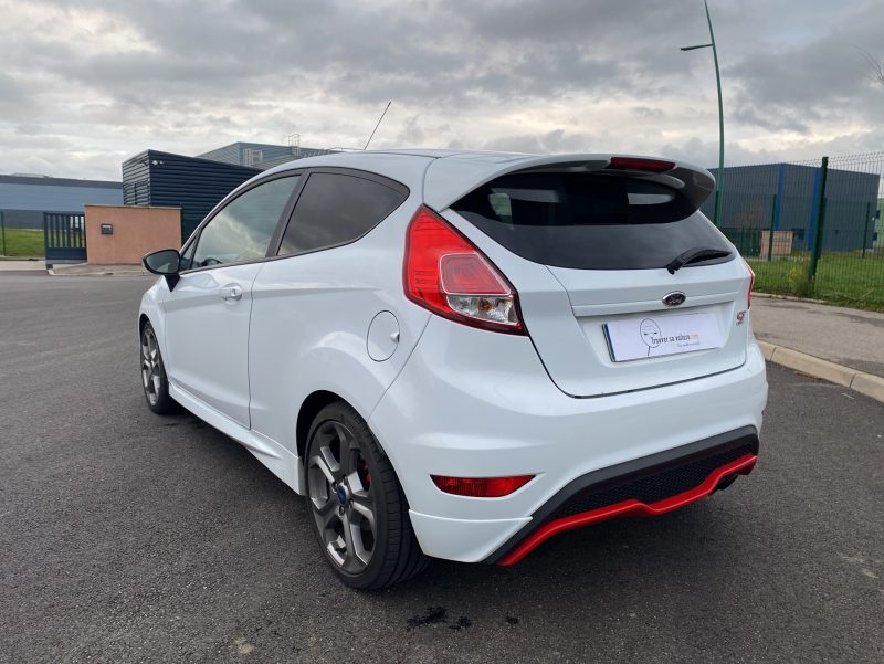 FORD FIESTA ST 1.6 L EcoBoost 182 ch, Sièges Recaro, Sièges chauffants