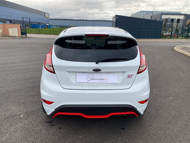 FORD FIESTA ST 1.6 L EcoBoost 182 ch, Sièges Recaro, Sièges chauffants