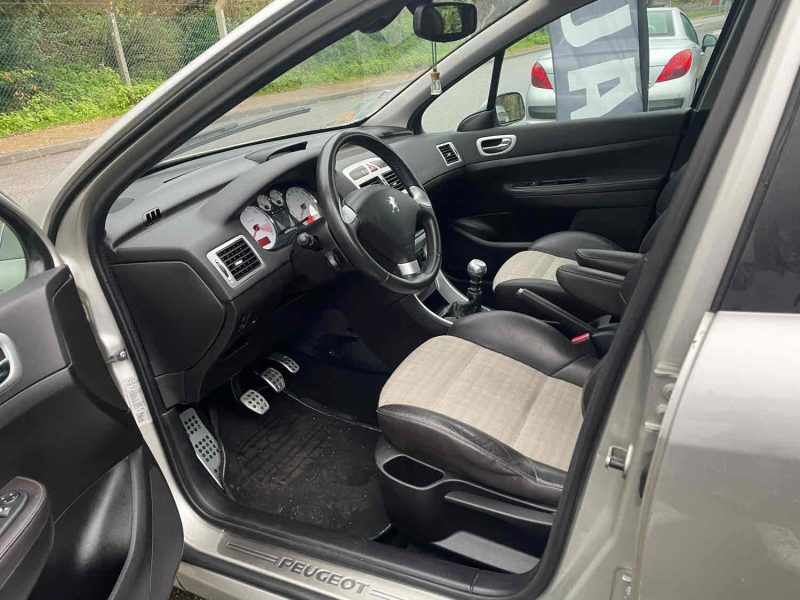 PEUGEOT 307 SW 2.0HDI 135CV