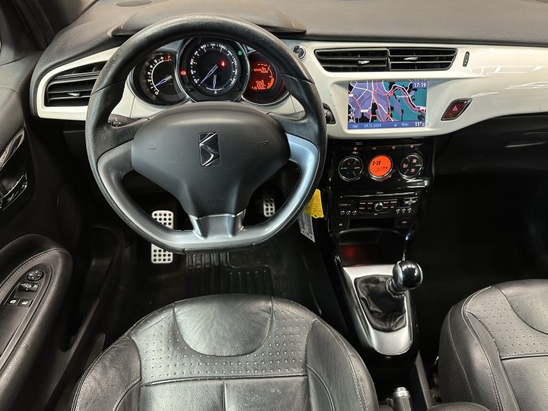 CITROEN DS3 2011