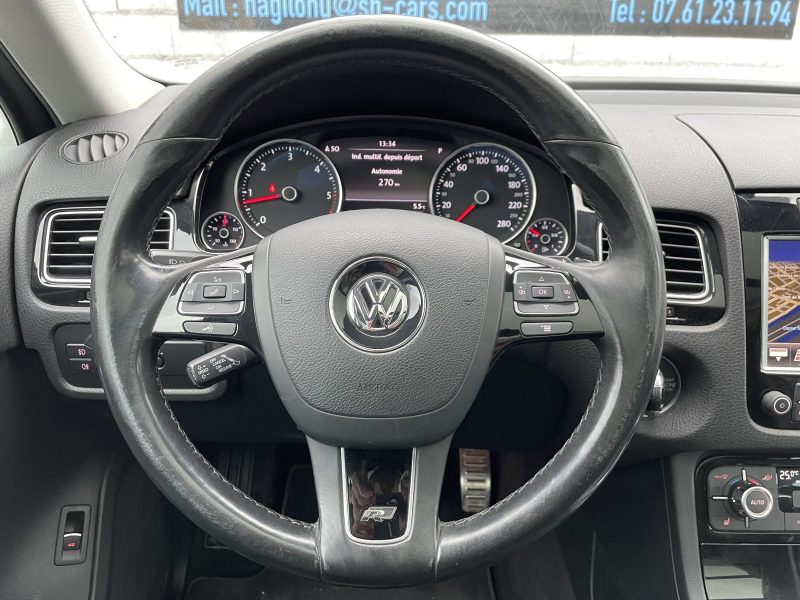 VOLKSWAGEN TOUAREG 2011