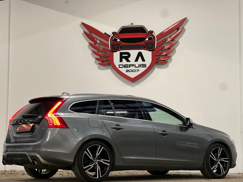 VOLVO V60 2.0 T4 190CH R-DESIGN