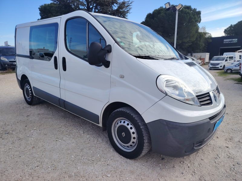 RENAULT TRAFIC 2012