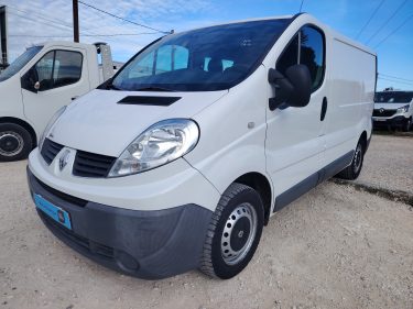 RENAULT TRAFIC 2012