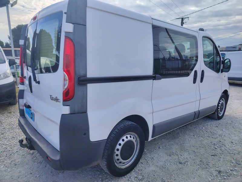 RENAULT TRAFIC 2012