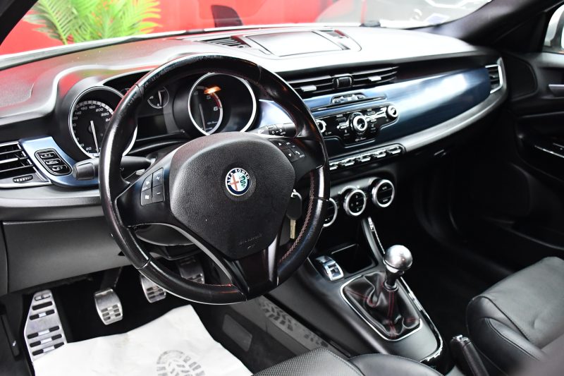 ALFA ROMEO GIULIETTA 2010