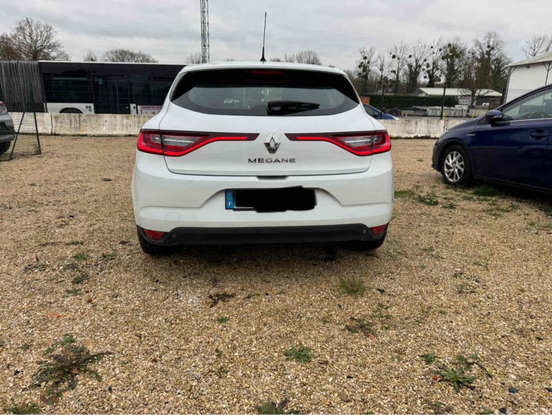 RENAULT MEGANE 4, 5 places 1.5 DCI 95cv Air Nav 