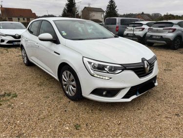 RENAULT MEGANE 4, 5 places 1.5 DCI 95cv Air Nav 