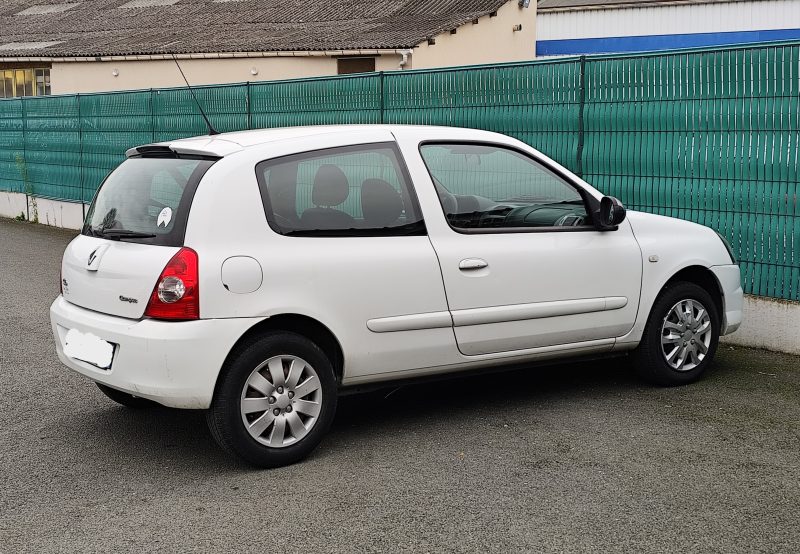 RENAULT CLIO 2012