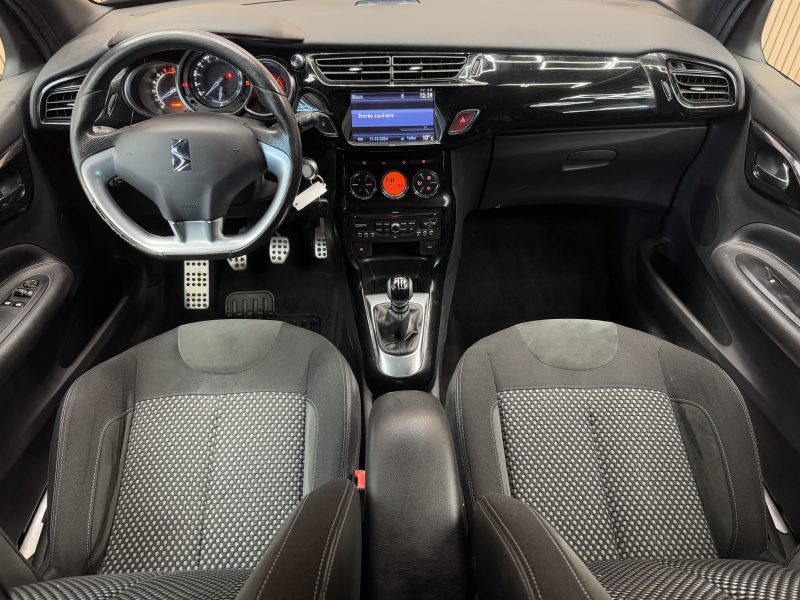 CITROEN DS3 2012