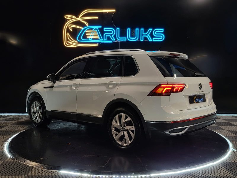 VOLKSWAGEN TIGUAN 2.0 TDI 150cv DSG7 ELEGANCE / TOIT OUVRANT / LUMIERE D'AMBIANCE / CARPLAY