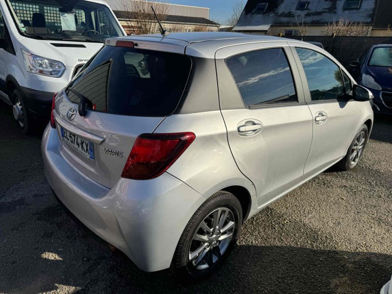 TOYOTA YARIS III Ph2 1.3i 100 2017