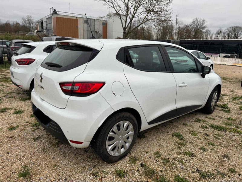 RENAULT CLIO 4, 5 places, Blanc Glacier, 1.5 DCI 75cv Medianav Energy