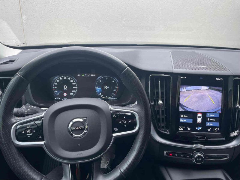 VOLVO XC60 2019