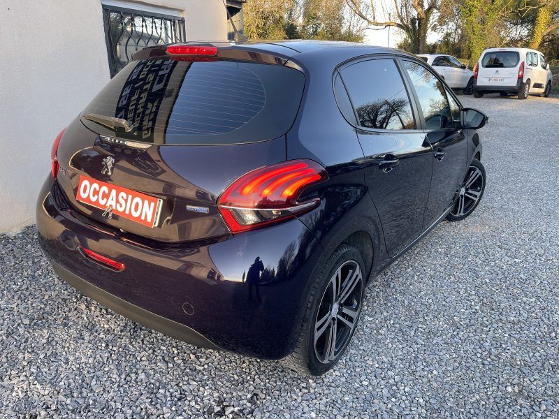 PEUGEOT 208 2016