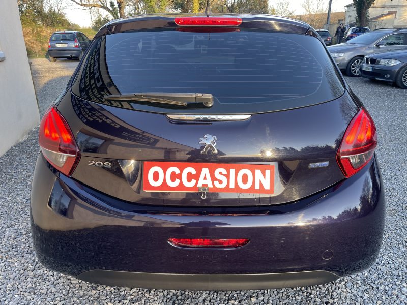 PEUGEOT 208 2016