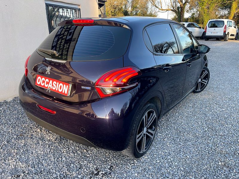 PEUGEOT 208 2016