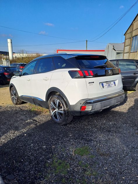 PEUGEOT 3008 2017