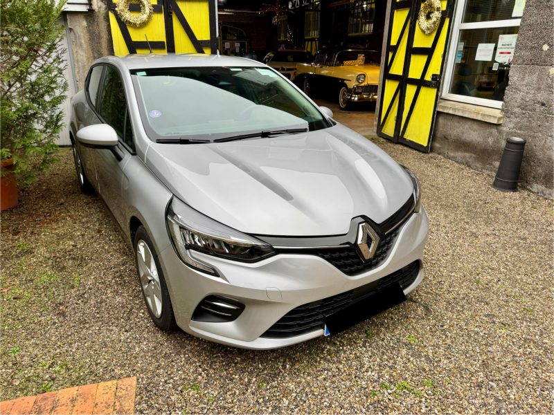 RENAULT CLIO 2021