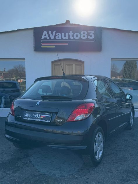 PEUGEOT  207 Husky 2011 1.4 Vti 95CV / Moteur à Chaine / CT OK / Révisée 