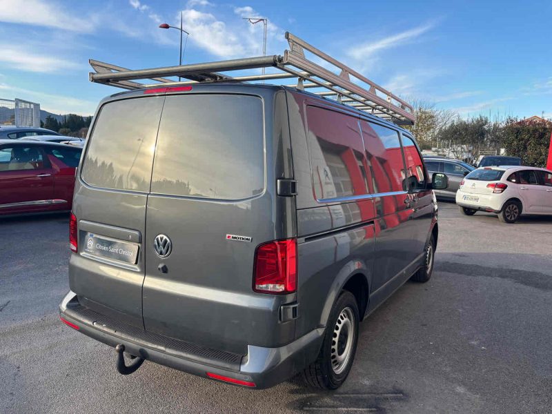 VOLKSWAGEN TRANSPORTER 2020