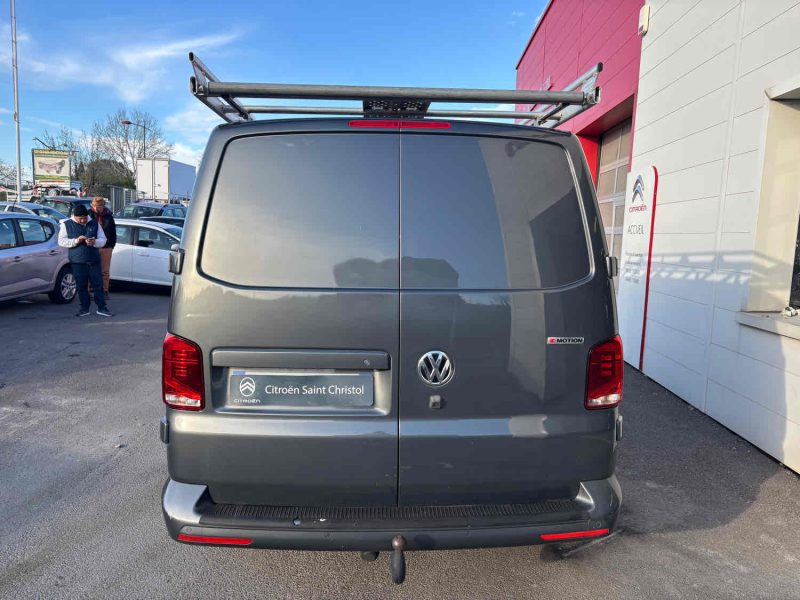 VOLKSWAGEN TRANSPORTER 2020