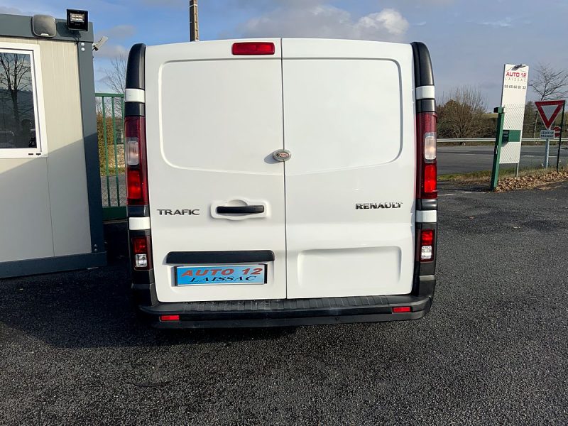 RENAULT TRAFIC 2019