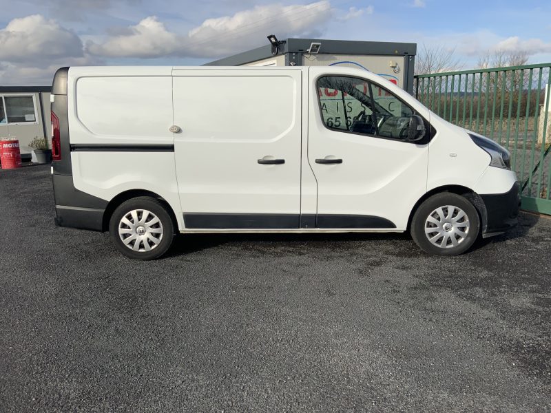 RENAULT TRAFIC 2019