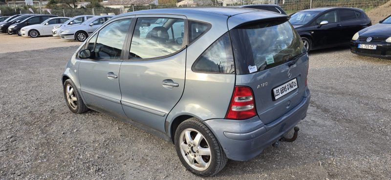 Mercedes Family 170 CDI Sensonic 95 CV – Boîte automatique – Série spéciale "Élégance"