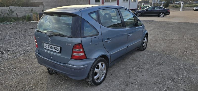 Mercedes Family 170 CDI Sensonic 95 CV – Boîte automatique – Série spéciale "Élégance"