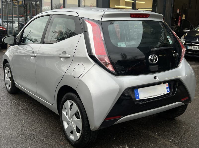 TOYOTA AYGO II 1.0 VVT-i 69 PREMIERE MAIN 5 330 Kms BOITE AUTOMATIQUE CAMERA RECUL - GARANTIE 1 AN